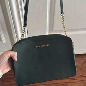 Micheal Kors Crossbody